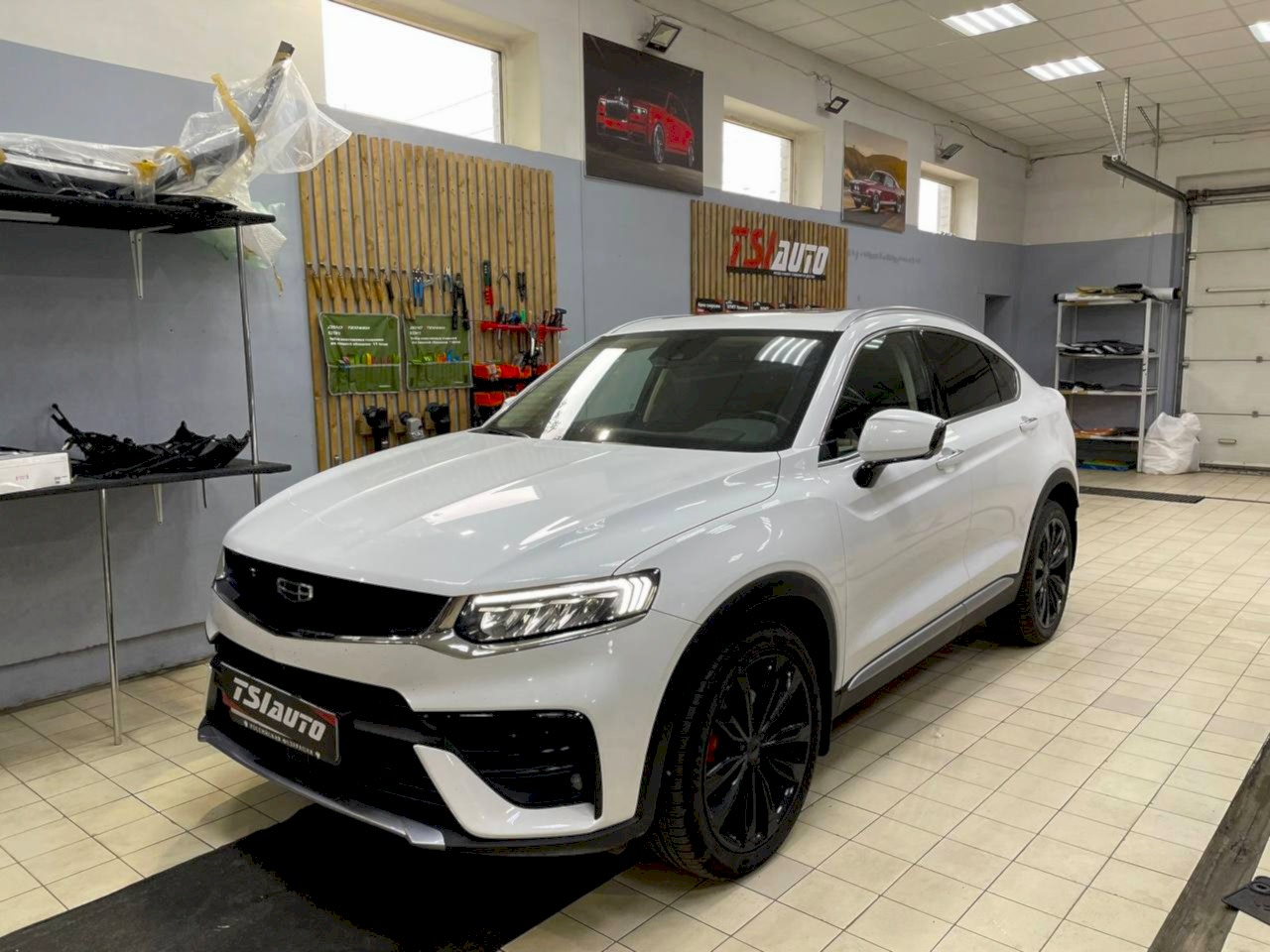 Шумоизоляция Geely Tugella в пакете Элит Премиум Шумоизоляция Geely Tugella в пакете Элит Премиум